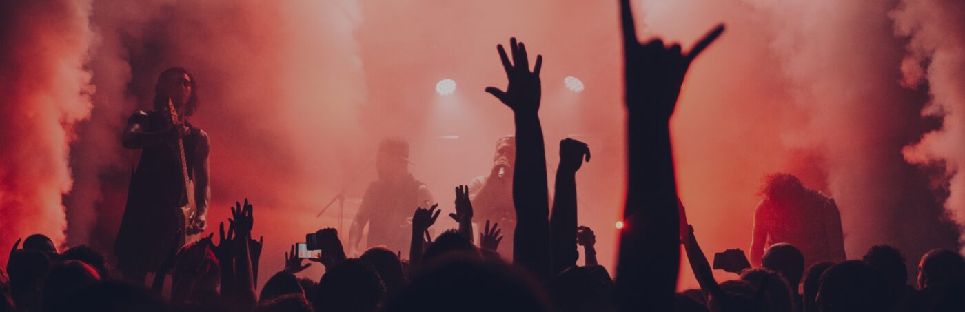 Things to do on Valentines Day for Singles can be go to a concert