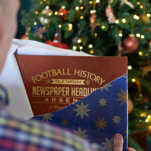 Arsenal Newspaper Book - Brown - Fan Opening Book