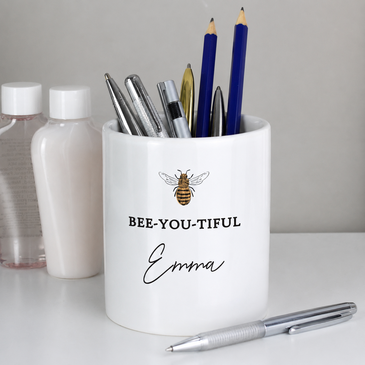 bee-you-tiful-stationery-still-life